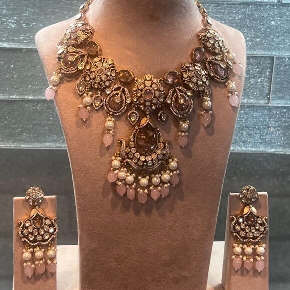 Kundan Polki Choker Necklace Set: Indian Bridal Jewelry with Pearl Drops - Picture 15 of 16